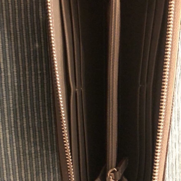 Gray Michael Kors Wallet - Picture 3 of 3